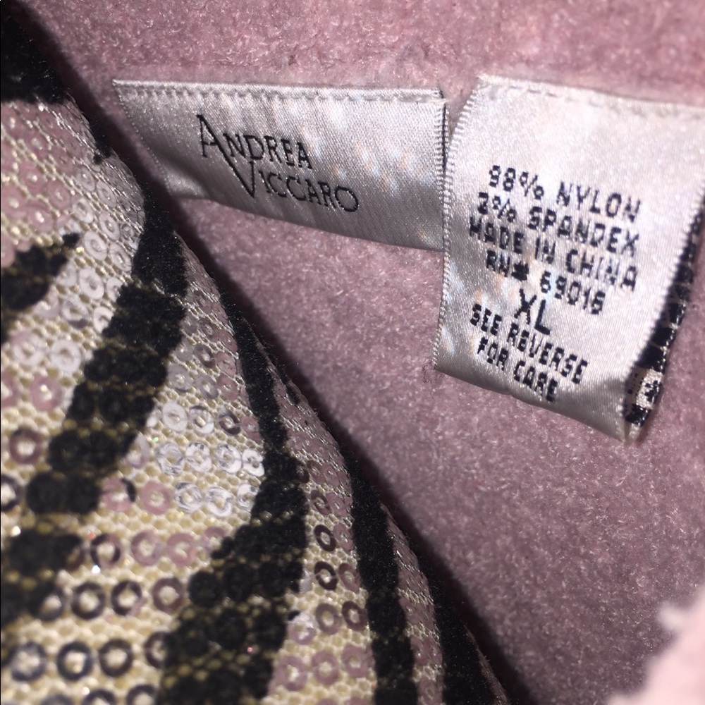 Pink Sweater - Picture 3 of 3